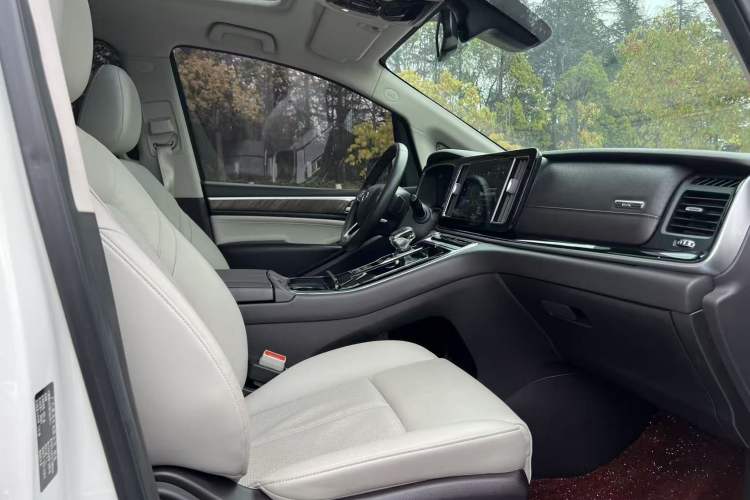 Used GAC Trumpchi M8 2021 Lingxiu Series 390T Deluxe Edition Interior 3