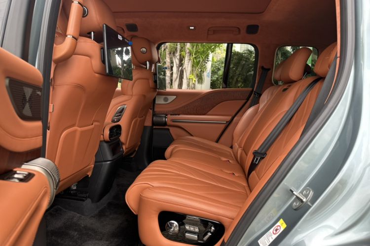 Used Yangwang U8 2023 Luxury Edition
