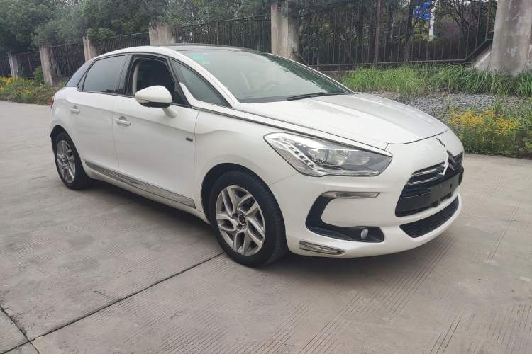 Used DS 5 2014 1.6T Elegant Version THP160
