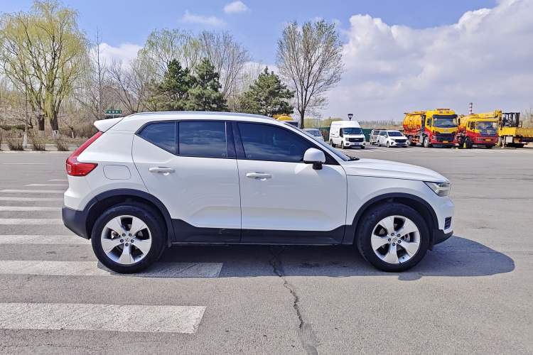 Used Volvo XC40 2020 T3 Smart & Stylish Edition Exterior 6