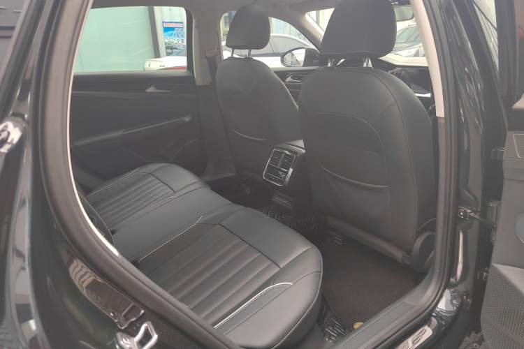 Used Volkswagen Passat 2022 330TSI Starry Elite Edition Interior 5