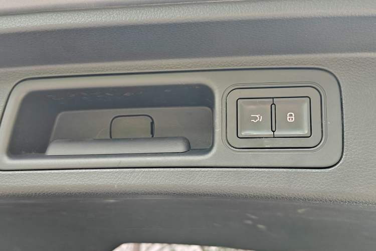 Used BYD Song PLUS 2020 1.5T Automatic Flagship Edition Exterior 11