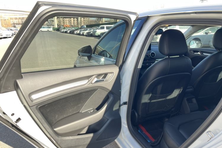 Used Audi A3 2015 Sportback 35 TFSI Millionth Anniversary Intelligent Leading Model
