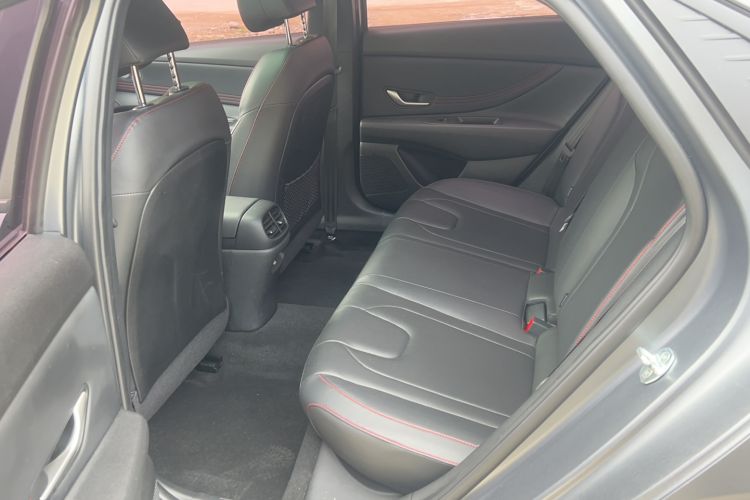 Used Hyundai Elantra 2022 1.5L CVT LUX Prestige Edition