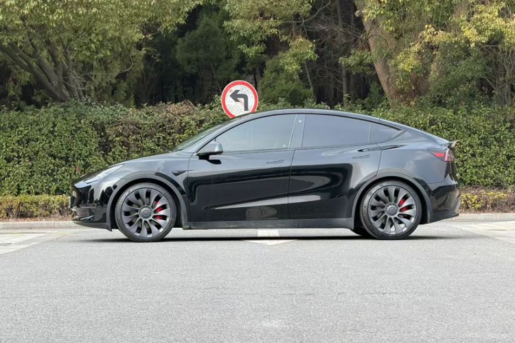 Used Tesla Model Y 2022 Performance High-Performance All-Wheel-Drive Version