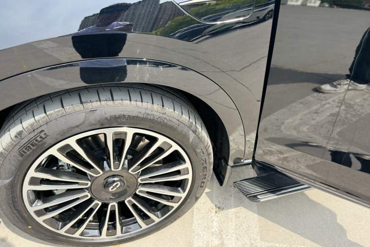 Used Hima AITO M7 2024 1.5T Intelligent Drive 4WD Ultra Version 5 Seats
