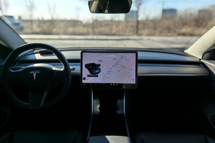 Used Tesla Model 3 2019 Standard Range Rear-Drive Upgraded Version