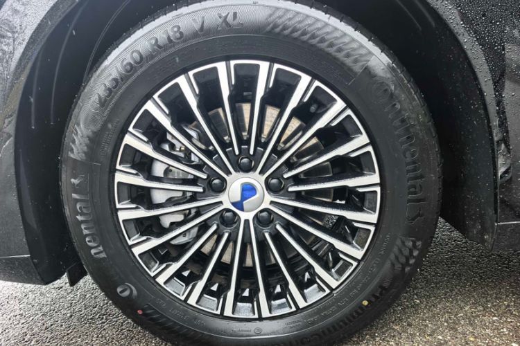 Used Denza D9 2024 DM-i 980 Four-Wheel Drive Prestige Model
