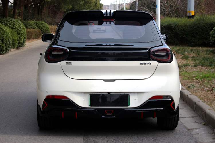 Used Dongfeng NAMMI 01 2024 Co-Creation Edition – Co-Creation WE Version
