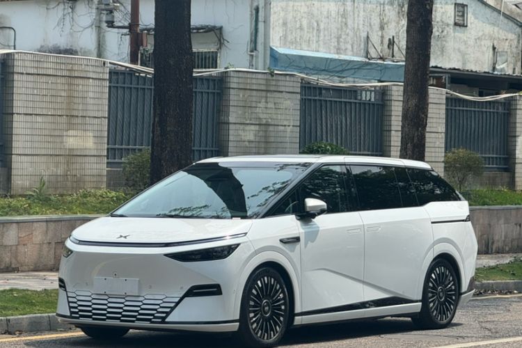 Used XPeng X9 2025 740 Ultra-Long Range Max