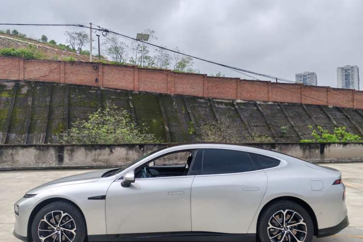 Used XPeng P7 2022 625E Exterior 5