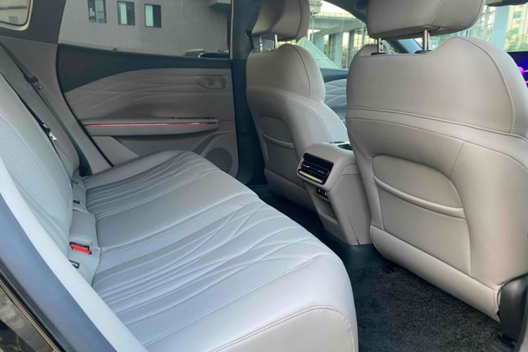 Used Geely Galaxy Galaxy 8 2025 130km EM-i Flagship Edition