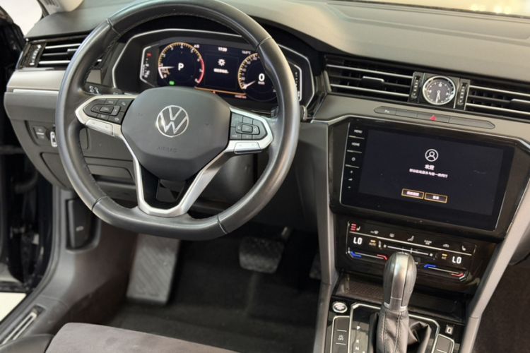 Used Volkswagen Magotan 2020 330TSI DSG Luxury Edition Steering Wheel