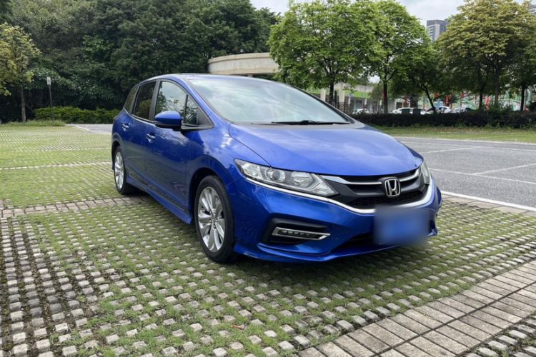 Used Honda Jade 2017 1.8L automatic Comfort version 5 seats

