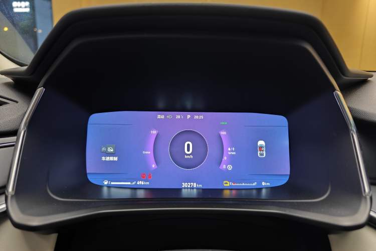 Used Lynk & Co 06 EM-P 2022 PHEV 84 km Range Pro Version Odometer Close Up