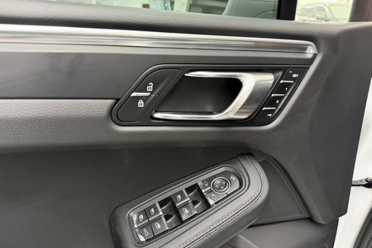 Used Porsche Macan 2022 Macan 2.0T