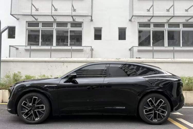 Used Avatr 11 2025 Ultra Extended-Range Edition Exterior 3