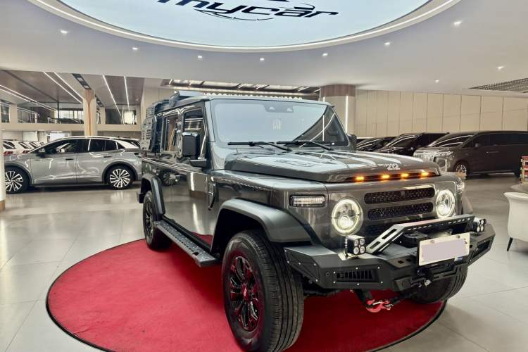 Used 212 T01 2024 2.0T Explorer
