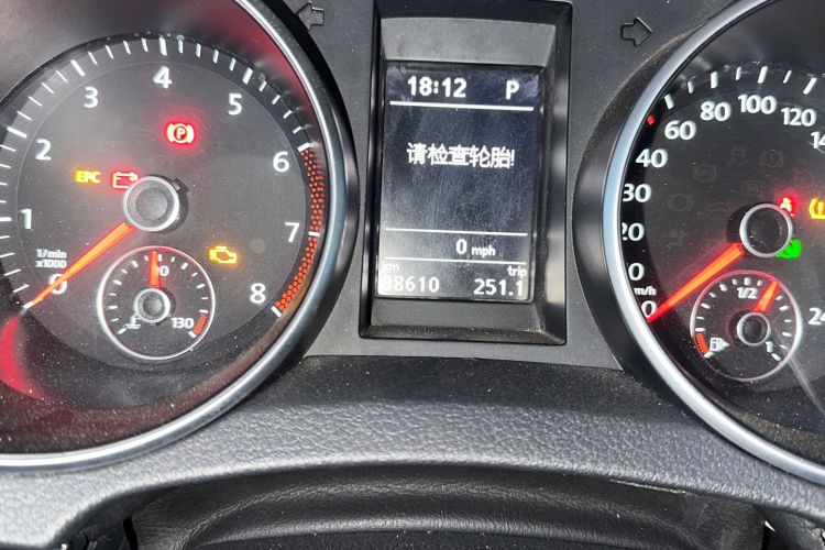 Used Volkswagen Golf (Import) 2012 1.4TSI Luxury Convertible Edition
