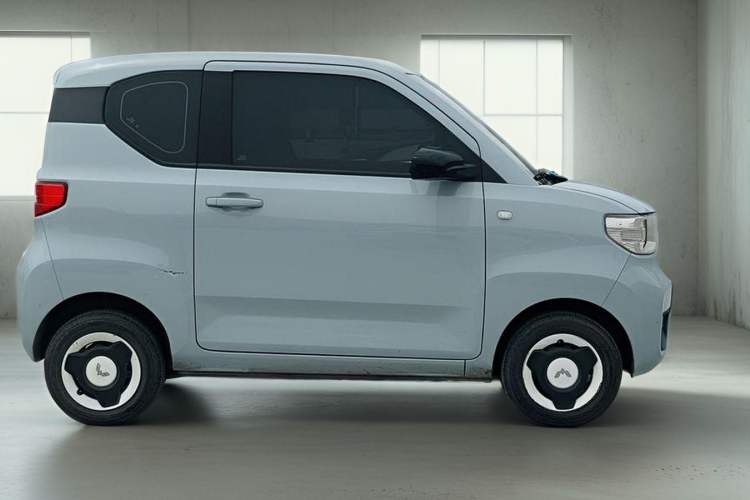 Used Wuling Hongguang MINIEV 2022 Easy Version Lithium Iron Phosphate Exterior 5
