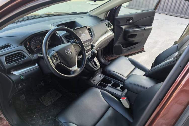 Used Honda CR-V 2016 2.0L two-wheel drive Urban Edition
