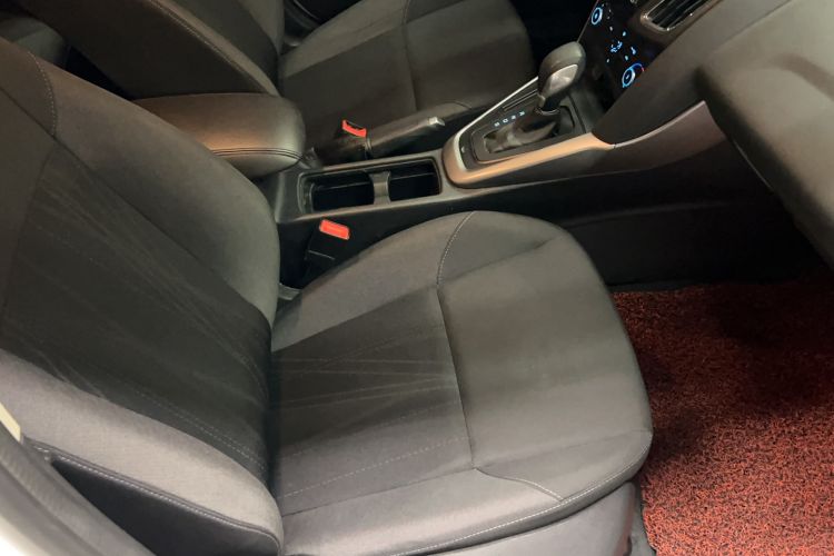 Used Ford Focus 2017 Hatchback 1.6L Automatic Comfort Plus SmartDrive Edition Right Front Seat