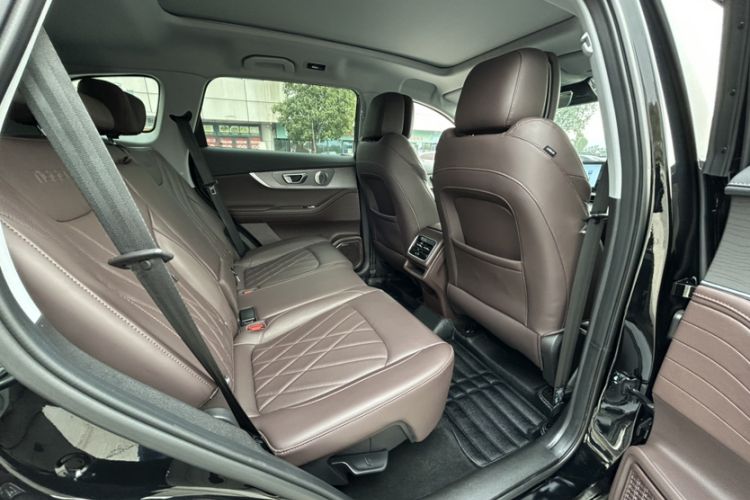 Used Chery Tiggo 8 PRO 2024 Champion Edition 390T Four-Wheel Drive Peak Version 5 Seats
