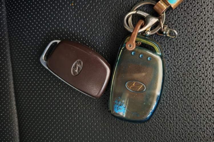 Used Hyundai ix25 2015 1.6L Automatic Two-Wheel Drive Smart GLS Trim
