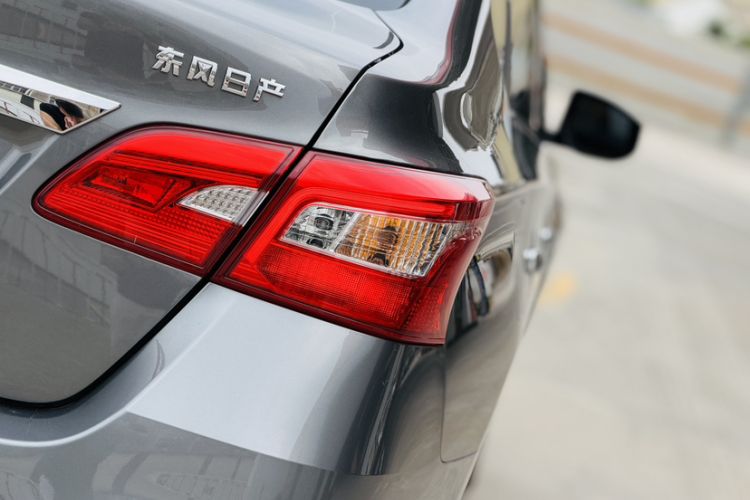 Used Nissan Sylphy 2024 Facelifted Three Classic 1.6XE CVT Comfort Edition Exterior 4