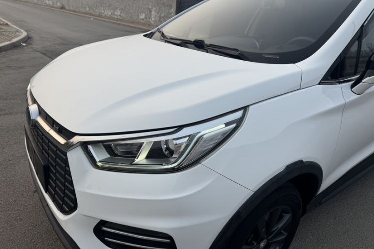 Used BYD Yuan New Energy 2019 EV360 Smart Connect Leading Model