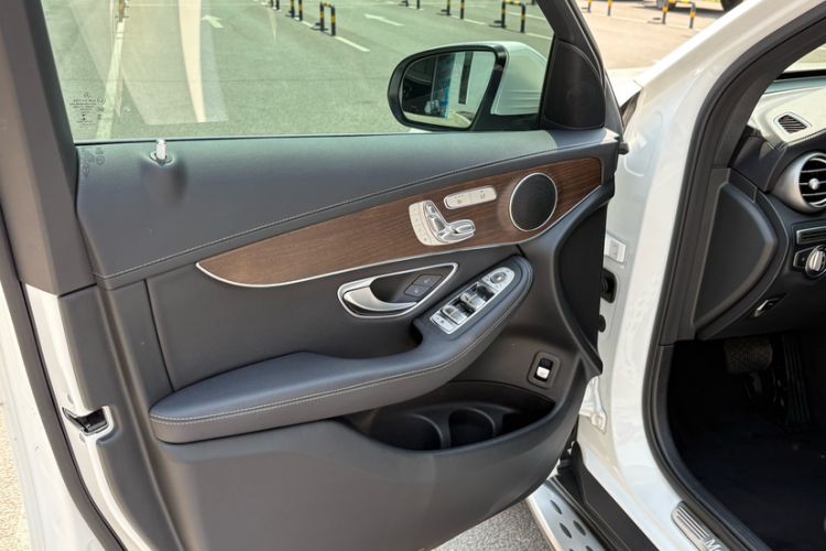 Used Mercedes-Benz GLC 2022 Facelift GLC 260 L 4MATIC Luxury Edition