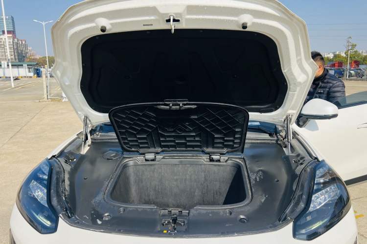 Used Hyptec HT 2023 670 Rear-Drive Ultra-High-Voltage NDA Version