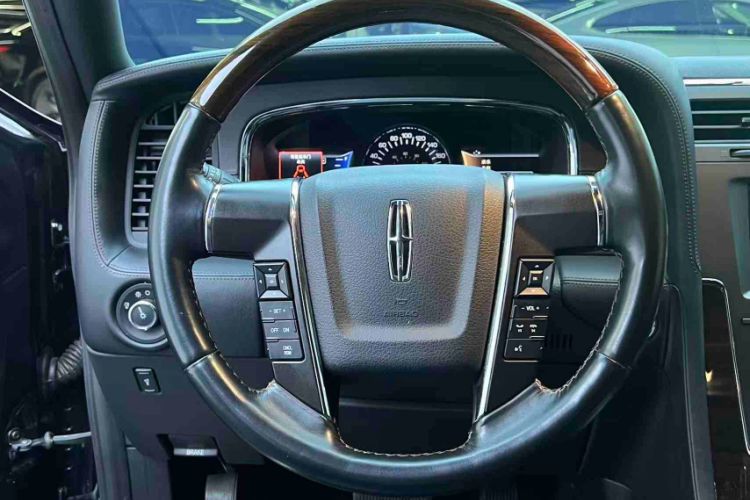 Used Lincoln Navigator 2017 3.5T AWD
