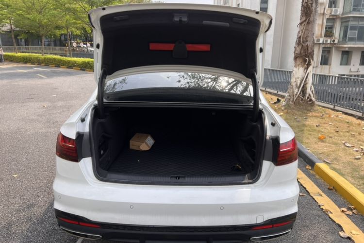 Used Audi A4L 2020 40 TFSI Luxury Dynamic Model