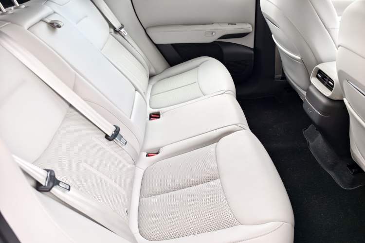 Used XPeng G6 2025 625 Long-Range Max Flagship Edition
