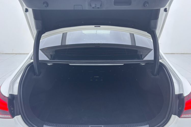 Used Mercedes-Benz A-Class 2022 Restyled A 200 L Sport Sedan Fashion Version Trunk
