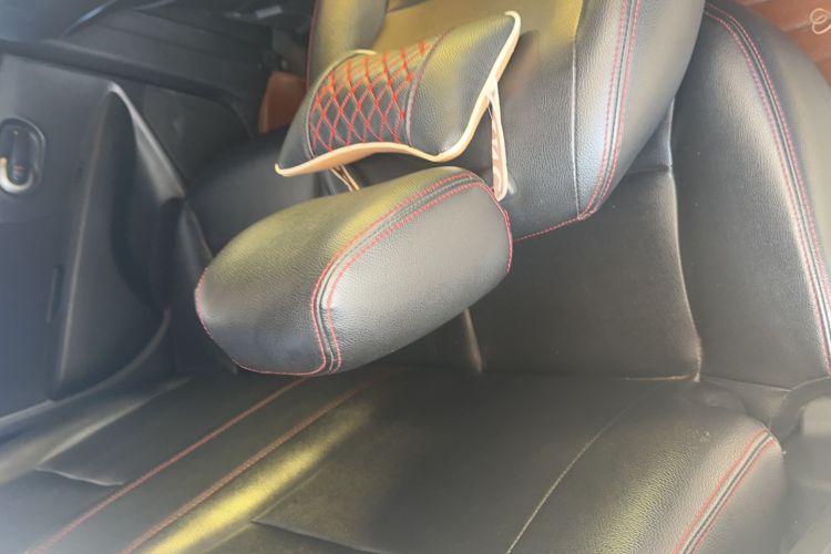 Used Nissan Livina 2013 1.6XE Manual Comfort Edition