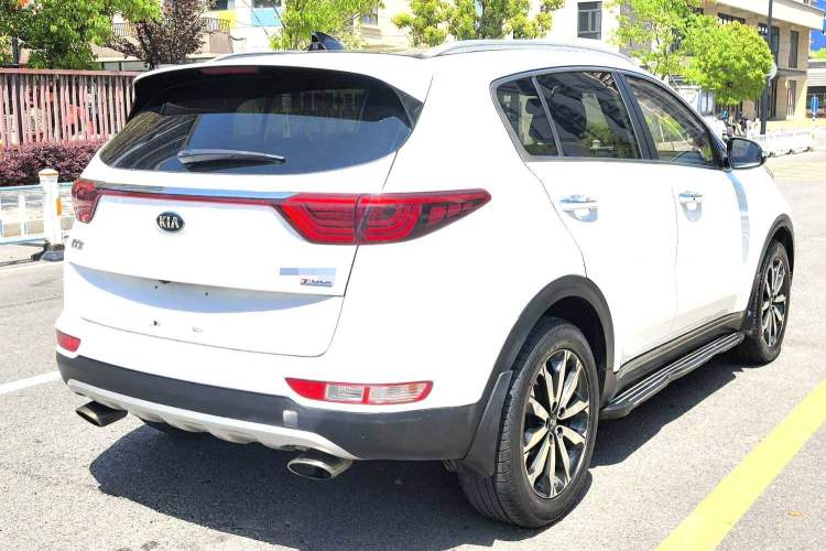 Used Kia KX5 2016 1.6T Automatic Two-Wheel Drive Premium Exterior 3