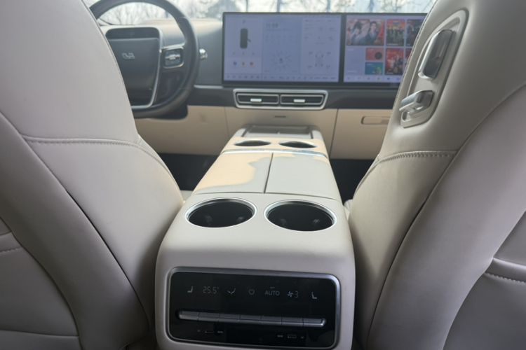 Used Li Auto L8 2023 Max model