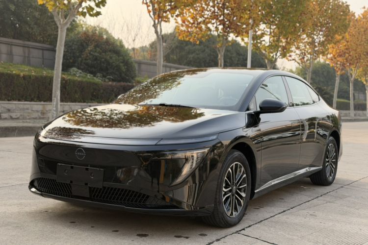 Used Nissan N7 2025 510 Air