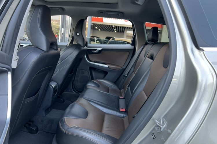 Used Volvo XC60 2016 T5 Smart Version