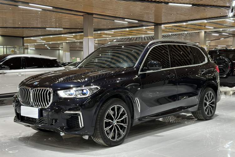 Used BMW X5 2022 Restyled xDrive 30Li Luxury Version M Sport Package
