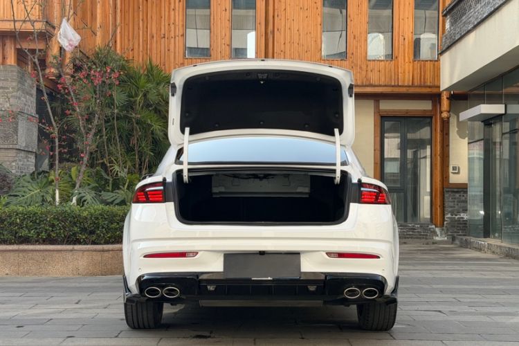 Used Geely Auto Preface 2023 2.0TD "Only This Verdant Green" Edition