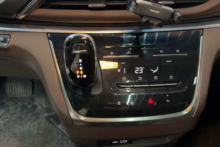 Used Buick GL8 2023 Land Executive Class 652T Luxury Model