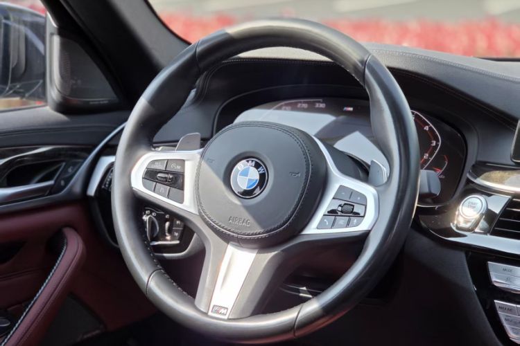 Used BMW 5 Series 2020 530Li Leading Model M Sport Package Interior 2