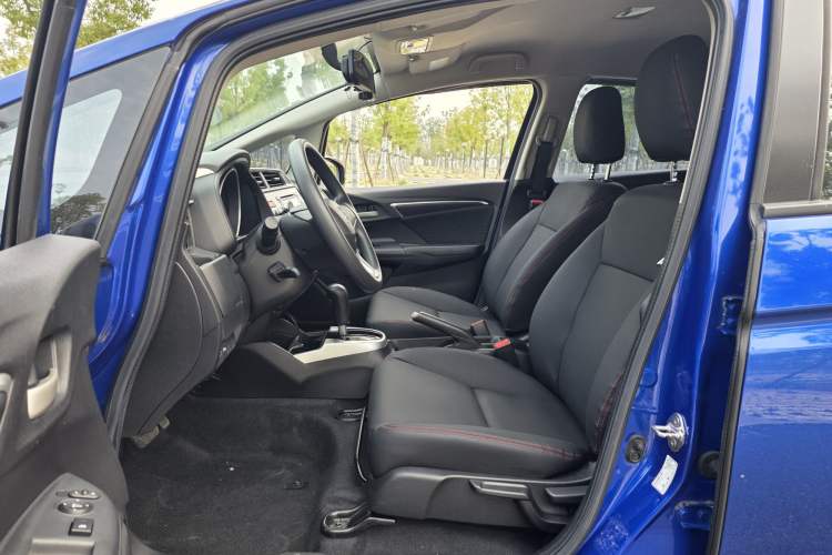 Used Honda Fit 2014 1.5L SE CVT Fashion Model