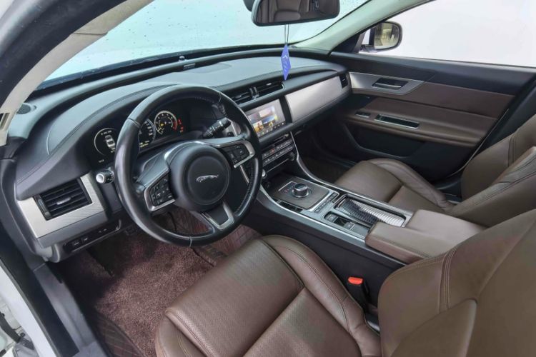 Used Jaguar XFL 2018 XFL 2.0T 250 PS Luxury Edition