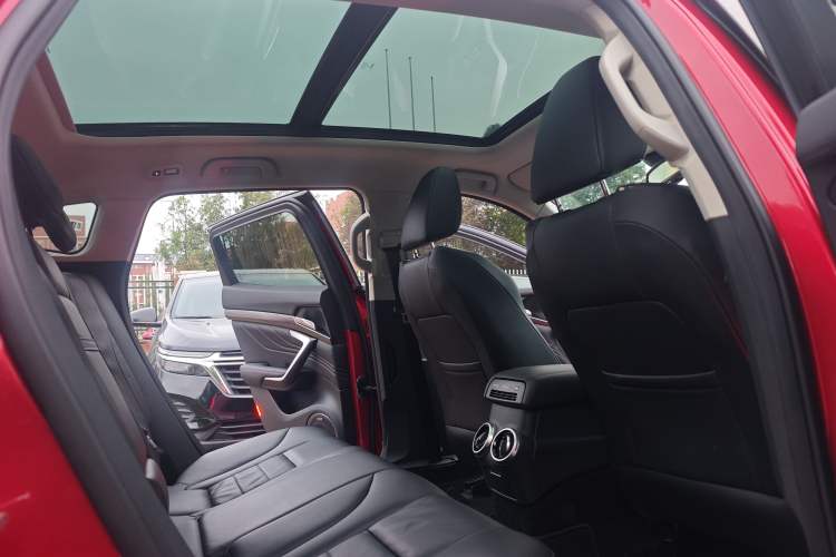 Used Wey VV7 2017 2.0T Flagship Model
