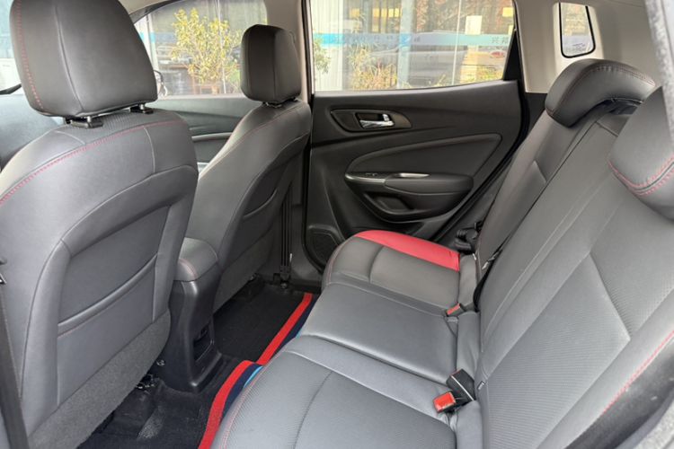 Used CHANGAN CS15 2016 1.5L Manual Fashion Edition