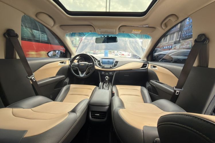 Used Chevrolet Monza 2022 320 Automatic Enjoyment Sunroof Version Headliner